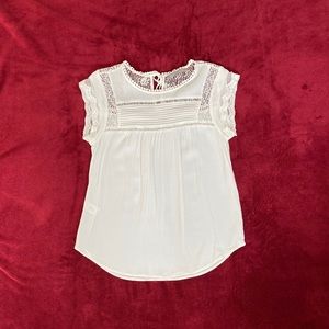 Daniel Rainn white cap sleeved top